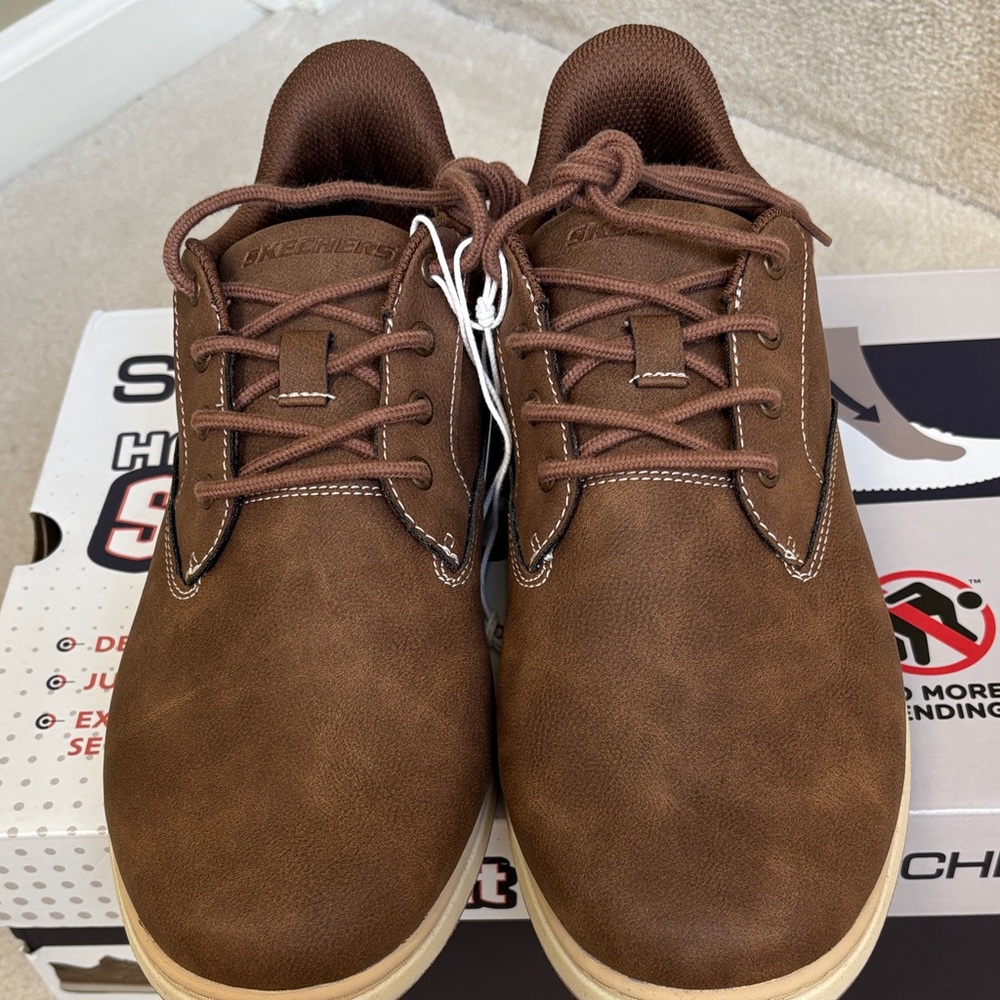 NWT/NIB Skechers Men’s Brown Hands Free Swift Fit Casual Shoes - Picture 2 of 7